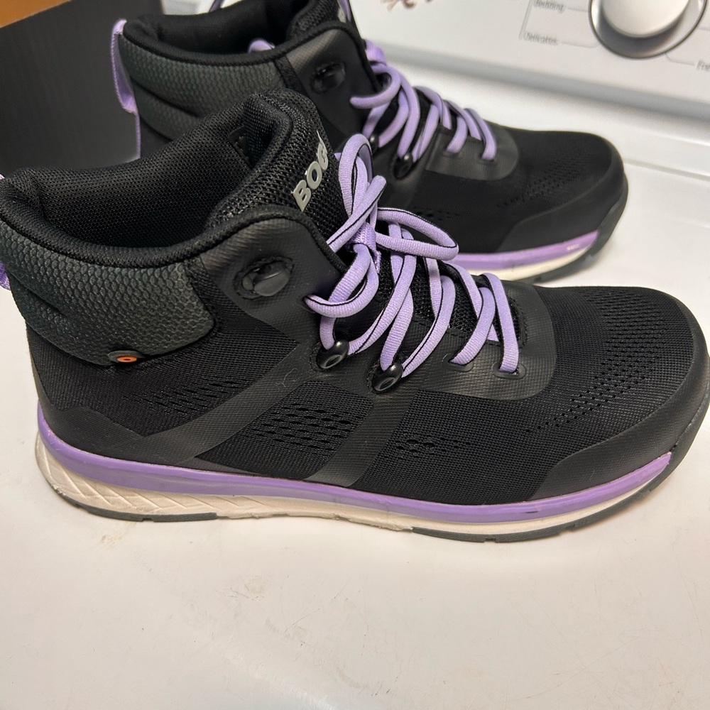 Women's Black and Purple Bogs Sandstone Knit Composite Safety Toe Boots - Picture 4 of 5